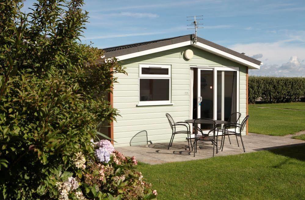 Atlantic Bays Holiday Park Padstow Exterior photo