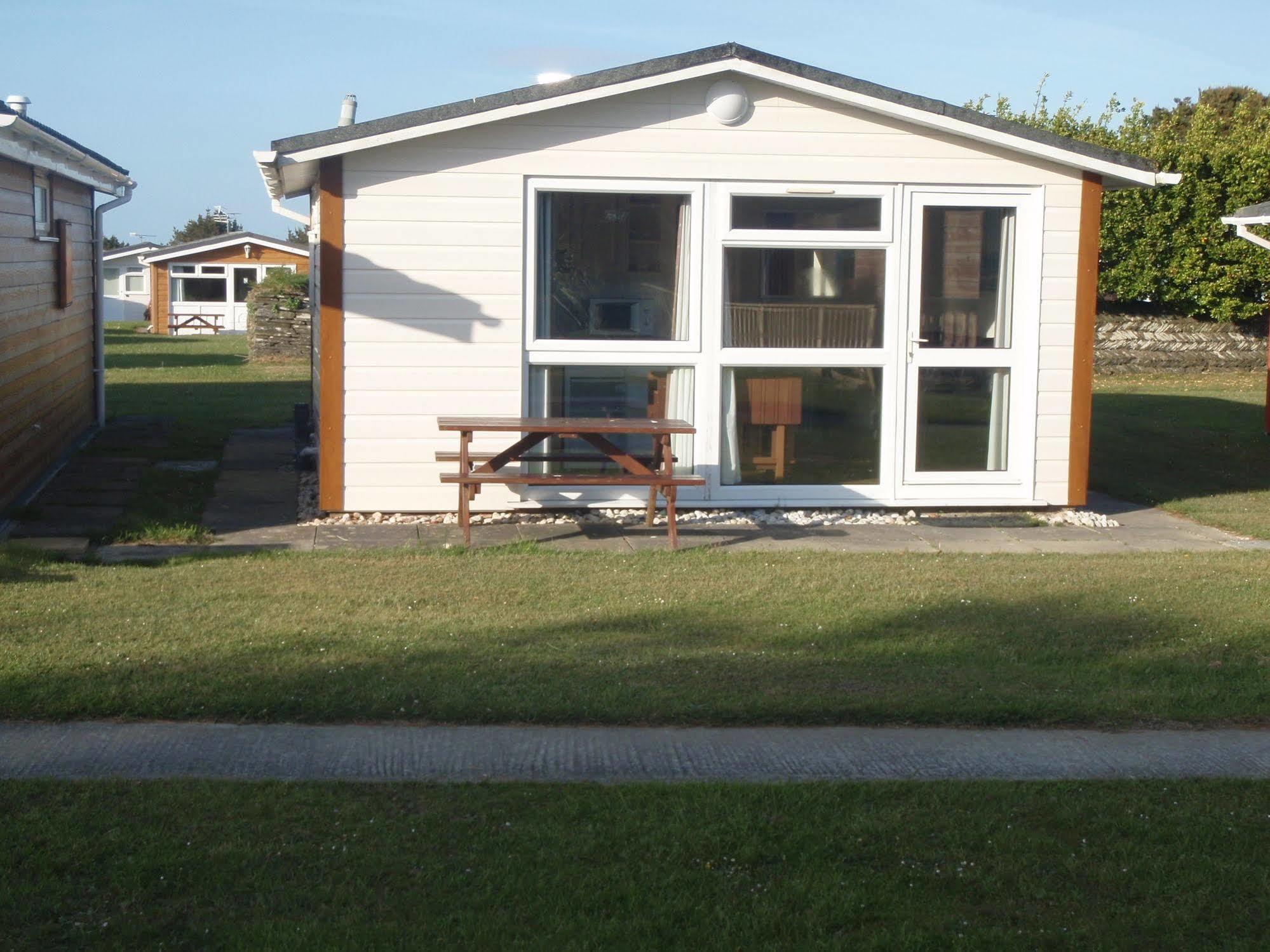 Atlantic Bays Holiday Park Padstow Exterior photo